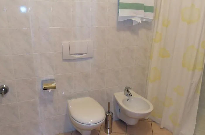 Touring アパート ヴェルバーニア