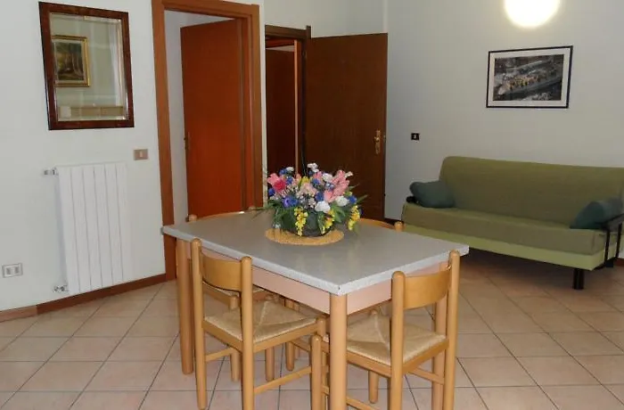 Touring アパート